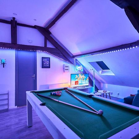 Appartement Gameclub - Les Demeures D'Adrien à Carvin Extérieur photo