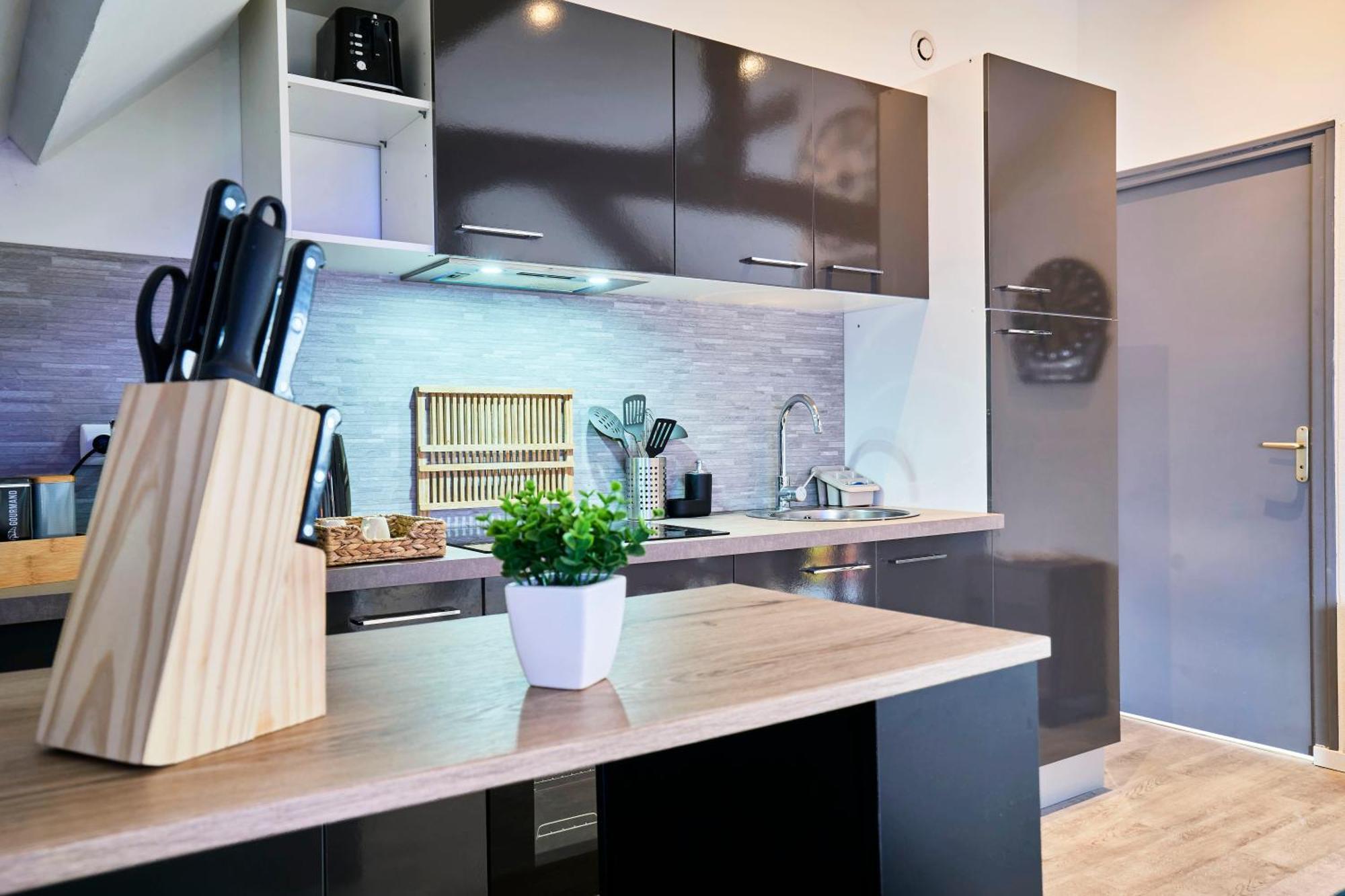 Appartement Gameclub - Les Demeures D'Adrien à Carvin Extérieur photo