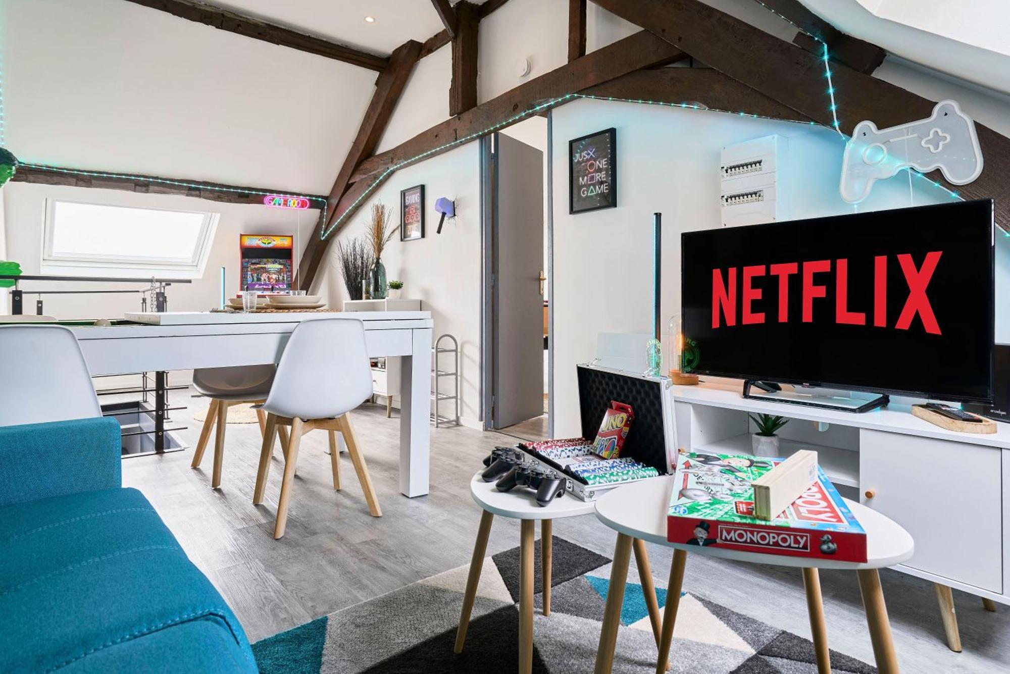 Appartement Gameclub - Les Demeures D'Adrien à Carvin Extérieur photo