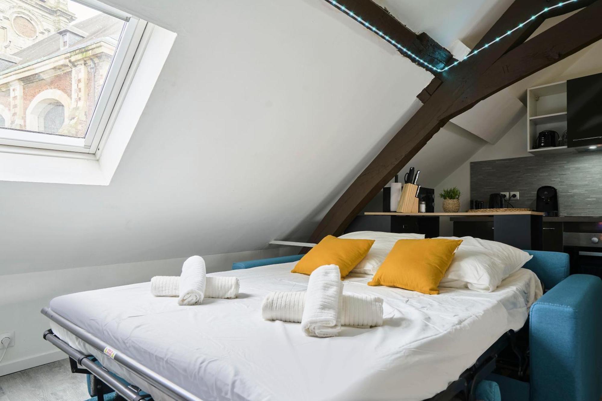 Appartement Gameclub - Les Demeures D'Adrien à Carvin Extérieur photo