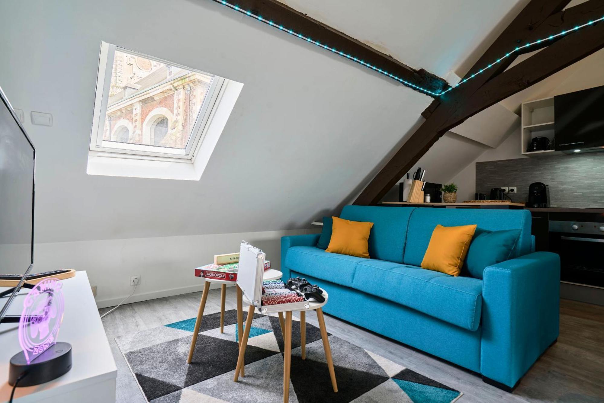 Appartement Gameclub - Les Demeures D'Adrien à Carvin Extérieur photo